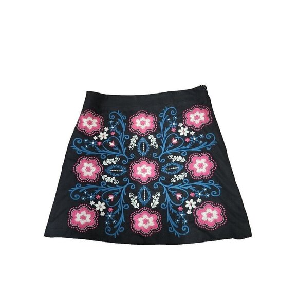 Francesca’s Miami Mini Skirt Lined Black Floral Embroidered Women's Small - Picture 1 of 6